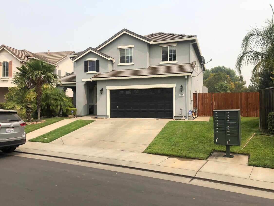 Foto principal - 554 Watercourse Ln
