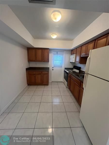 Primary Photo - 222 NE 23rd Ave