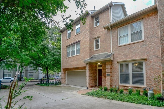 Foto del edificio - 2623 Colby St