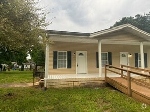 Building Photo - 126 Woodside Ave