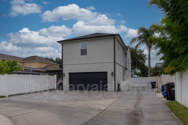 Building Photo - 3840 Cassia Dr