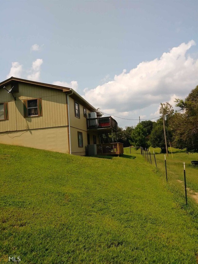 Building Photo - 1415 John Morris Rd