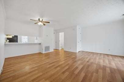 Foto del edificio - 4066 Heritage Valley Ct