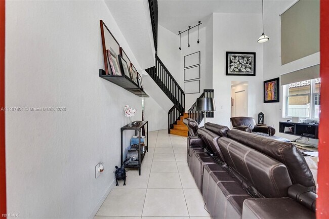 Building Photo - 4 br, 3 bath House - 17027 NW 19th St