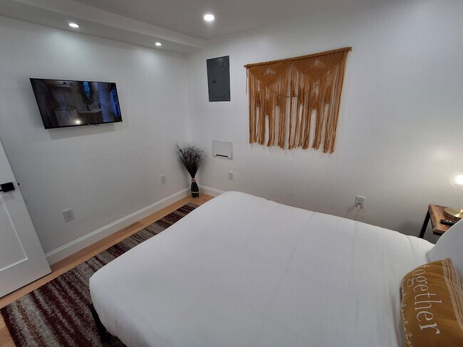 Foto del edificio - 919 Atwells Ave