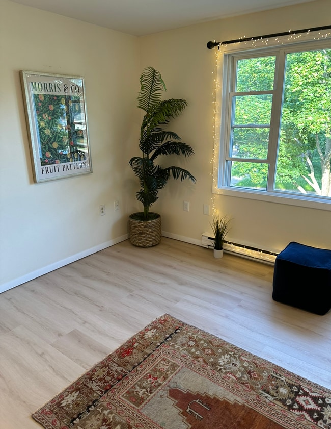 Living Room - 91 Faith St