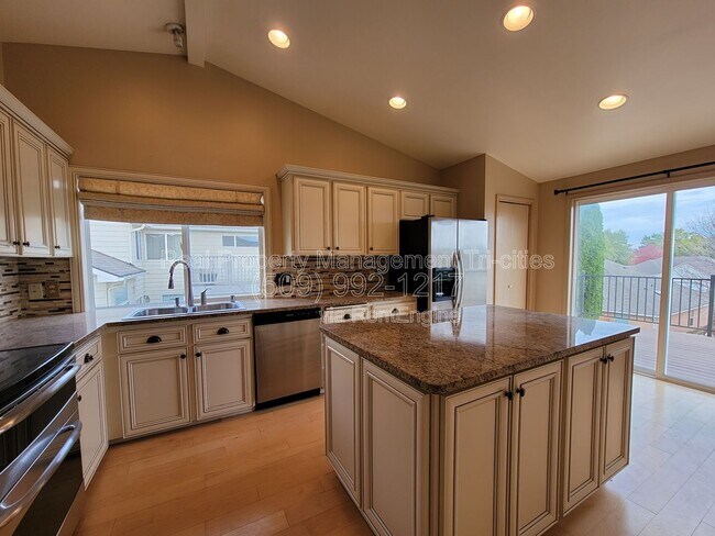 Foto del edificio - 2628 Scottsdale Pl