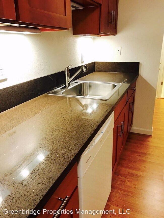 Foto del edificio - 5050 NE Killingsworth St