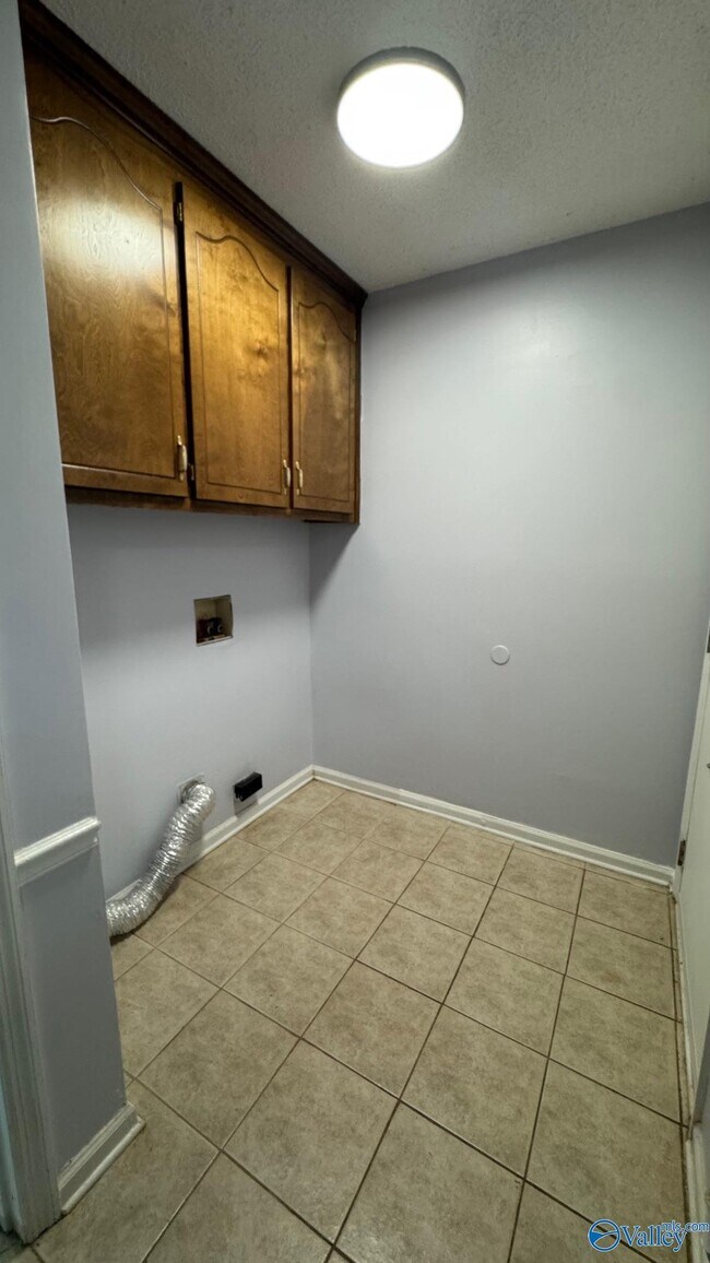 Foto del edificio - 157 Chanel Dr