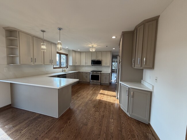 Foto del edificio - 2825 73rd Ave