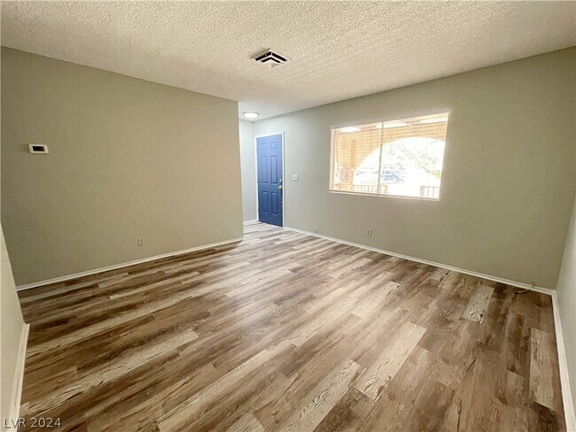 Building Photo - 1617 Cordoba Ln