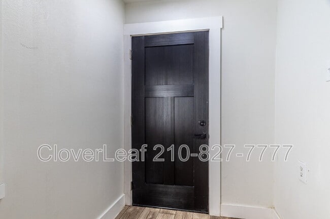 Building Photo - 9631 Ivy Bend St