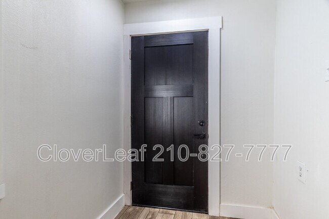 Foto del edificio - 9631 Ivy Bend St
