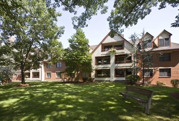 Community - Phillips Park Apartments