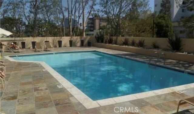 Building Photo - 10982 Roebling Ave