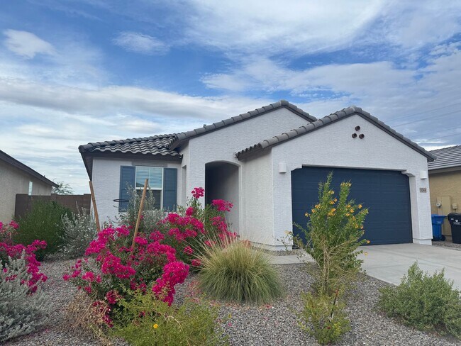Foto del edificio - SINGLE LEVEL HOME IN MIDDLE VISTA