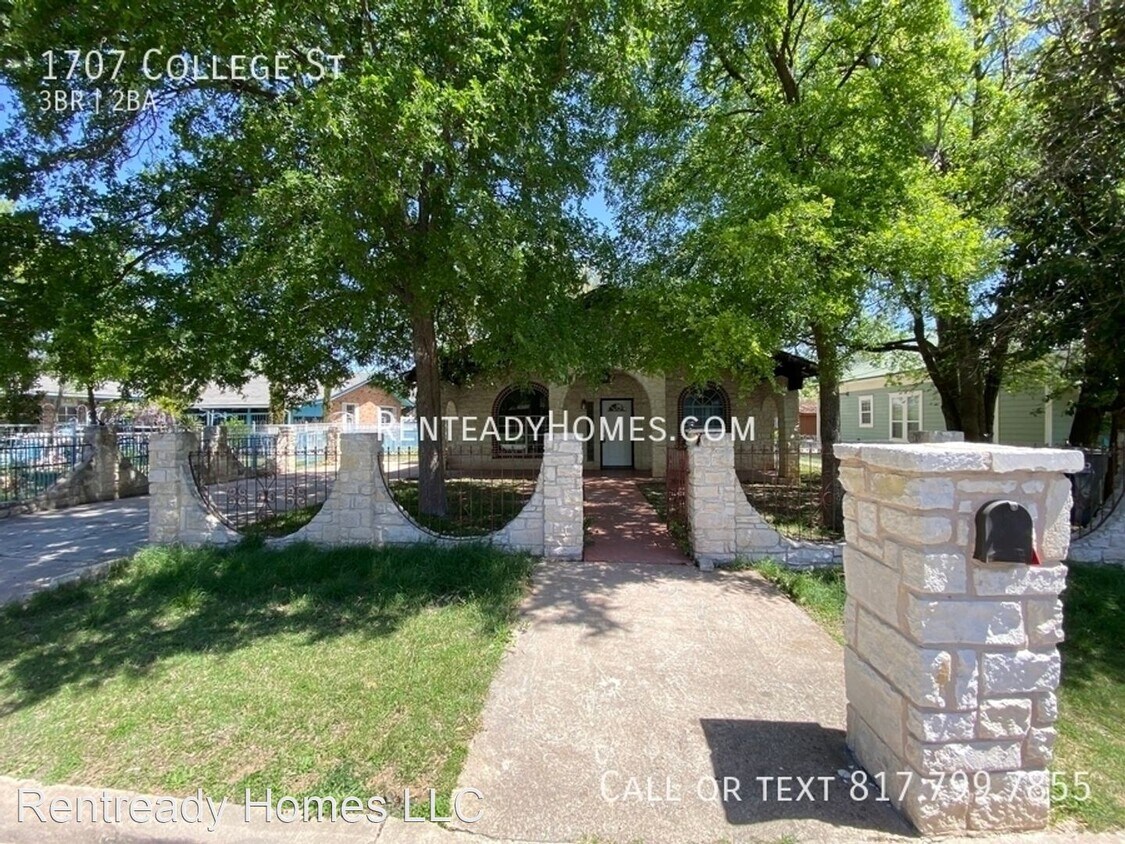 Primary Photo - 3 br, 2 bath House - 1707 College St