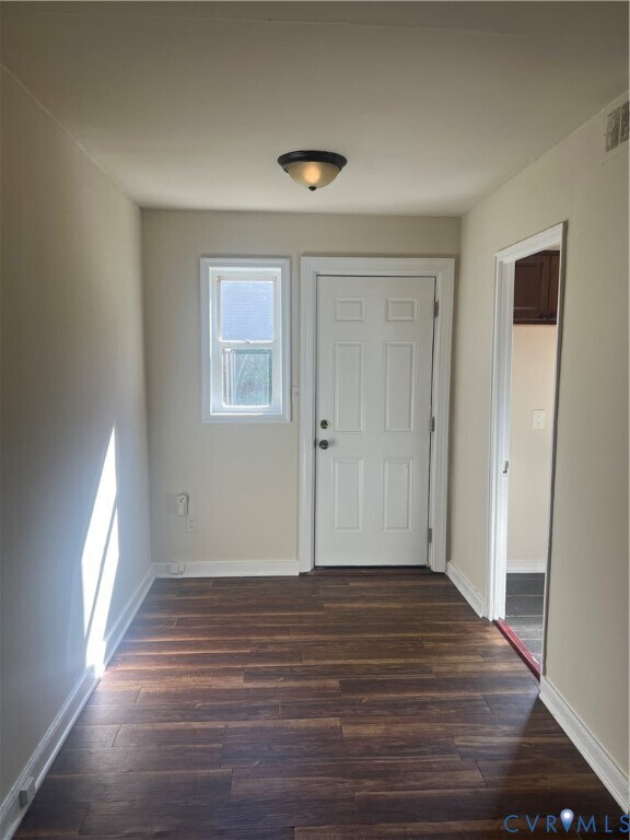 Foto del edificio - 605 Monticello Dr