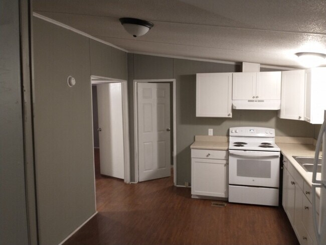 Building Photo - 5900 US-278