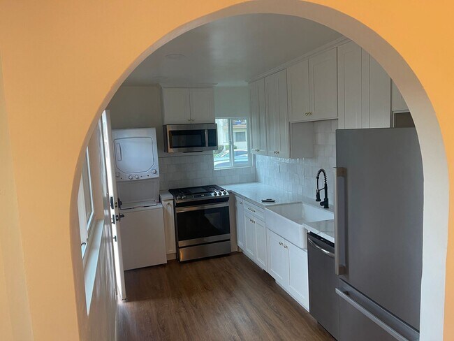 Building Photo - 1 br, 1 bath House - 1010 Oaklawn Avenue #1