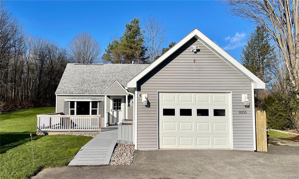 Foto principal - 8155 Cider St