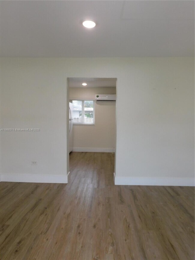 Foto del edificio - 108 NW 48th Ave