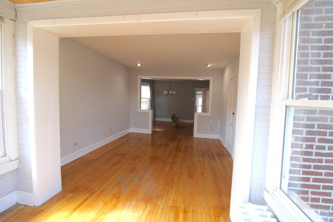 Building Photo - 4426 N Whipple St