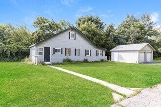 Building Photo - 3706 Elm St
