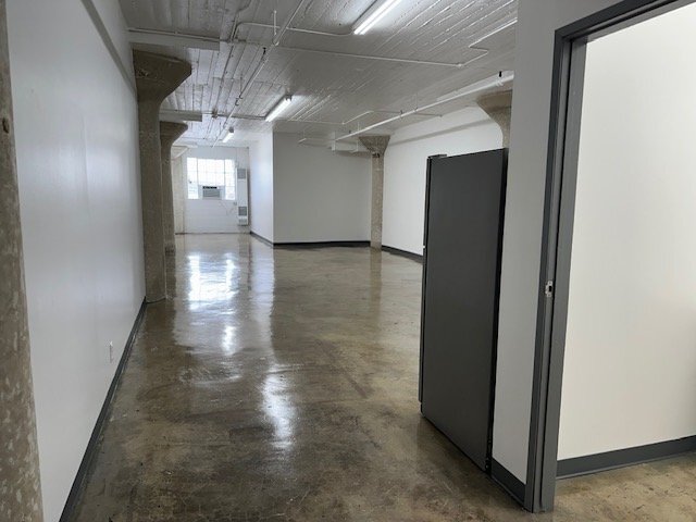 Building Photo - 1308 Factory Pl