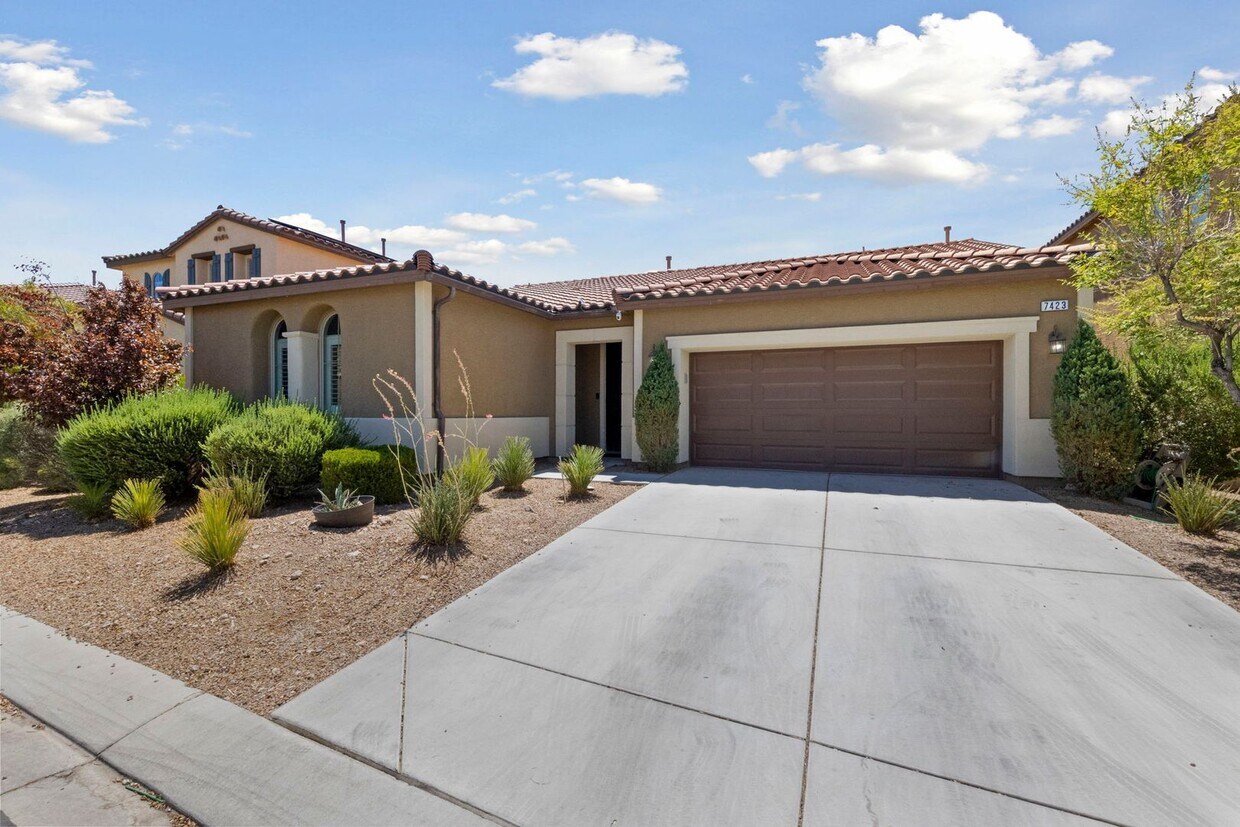 Foto principal - Stunning 1-Story Home in the Heart of Moun...