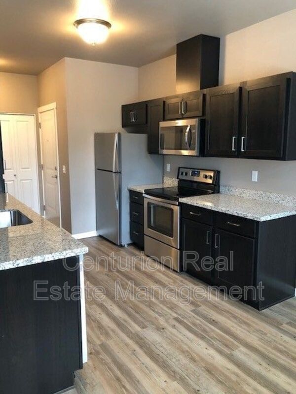 Foto del edificio - 4235 Hawthorne Ave NE