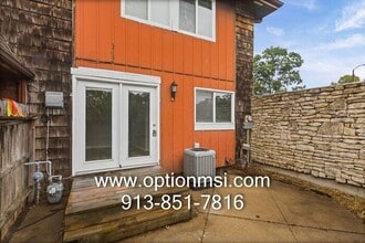 Building Photo - 1224 N 77th Terrace