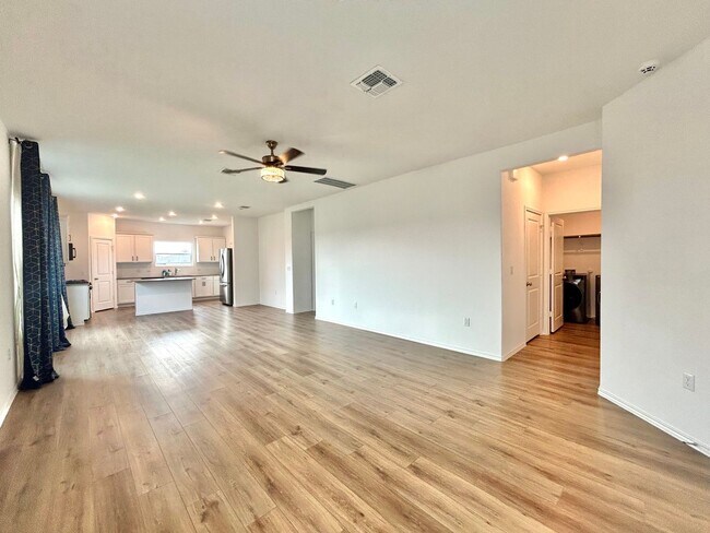 Foto del edificio - 10412 Premier Park St