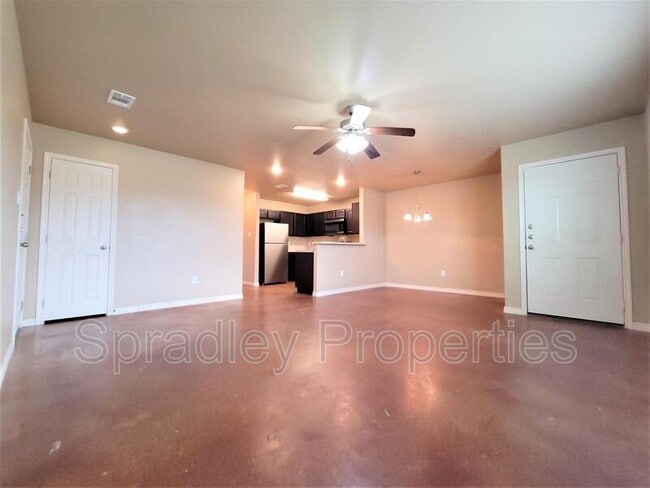 Building Photo - 1526 Chance Ct