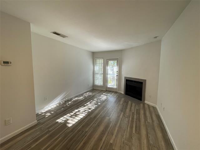 Foto del edificio - 4717 Columbia Ave