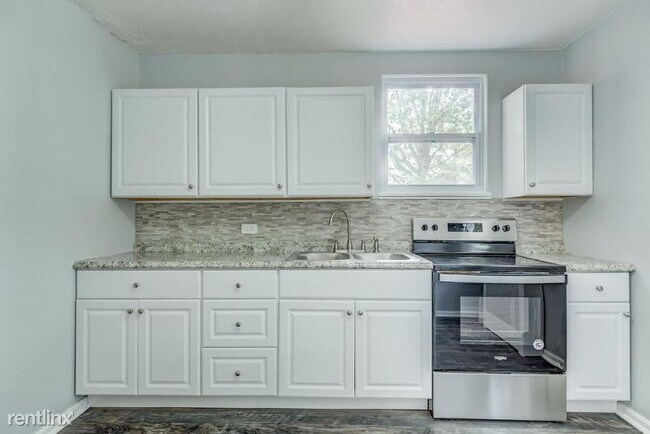 Foto del edificio - 2 br, 1 bath Condo - 72 Drummond