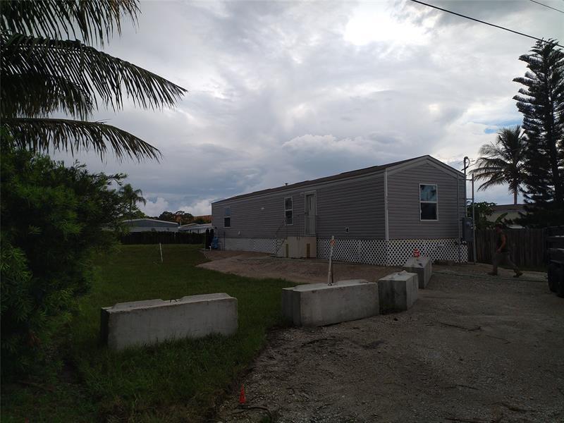Foto principal - 2725 SE Carroll St
