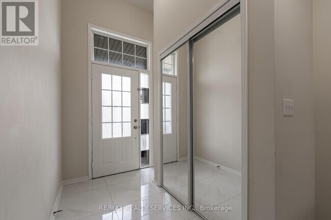Building Photo - 2187-2187 Fiddlers Way