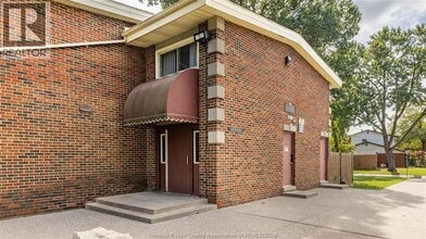Building Photo - 1730 Columbia Ct