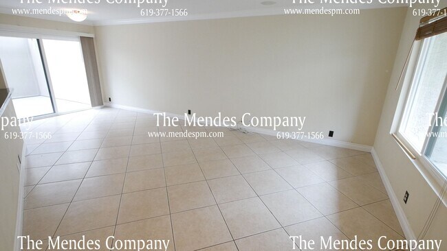 Building Photo - Brand New Carpet 2 bd/ 2 bth Two-Story Tow...