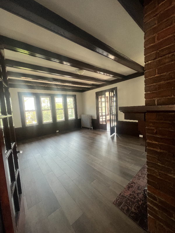 Foto del edificio - 742 Clifton Ave