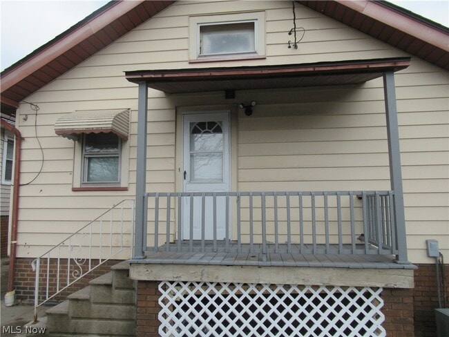 Building Photo - 3636 W 122nd St