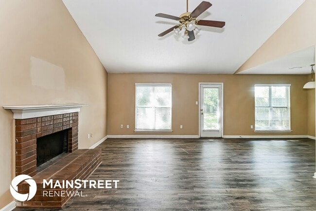 Building Photo - 8104 Longbranch Dr