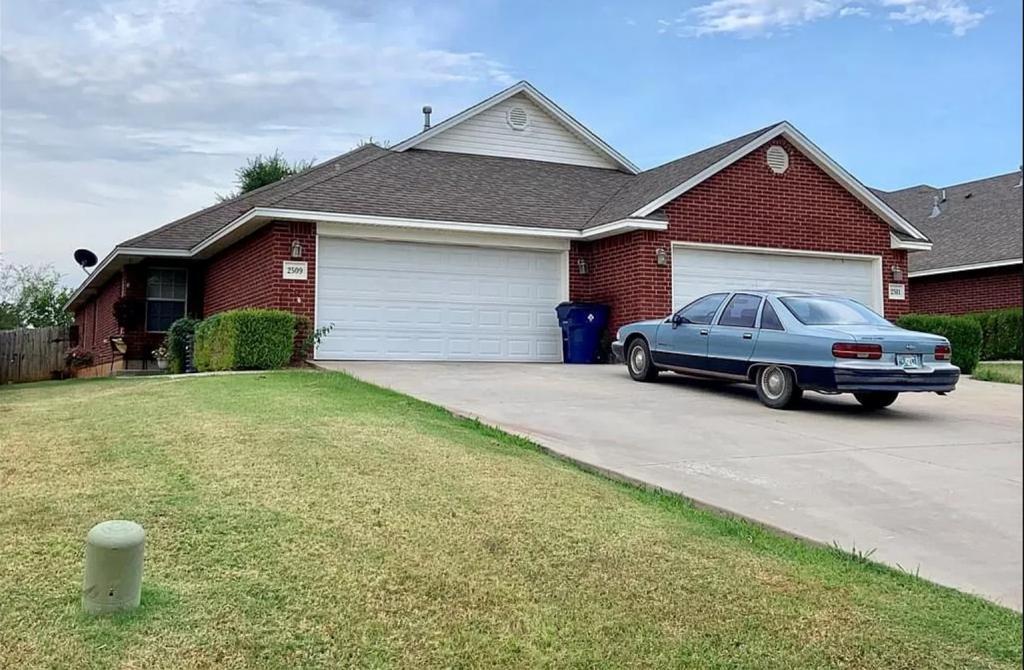 2509 W Oklahoma Ave, Guthrie, OK 73044 House Rental in Guthrie, OK