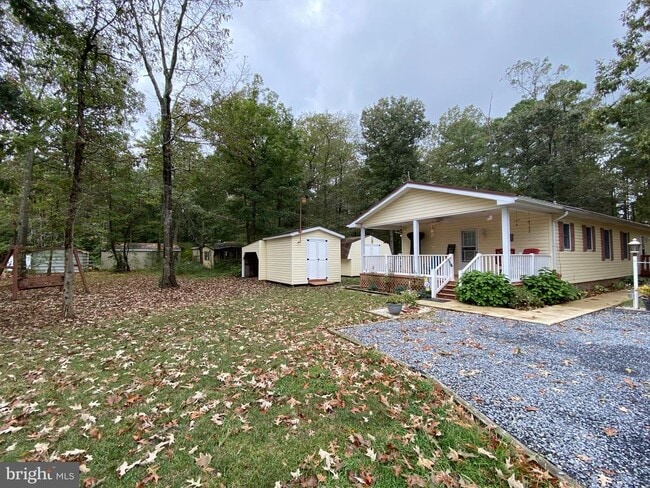 Building Photo - 38965 Maycroft Rd