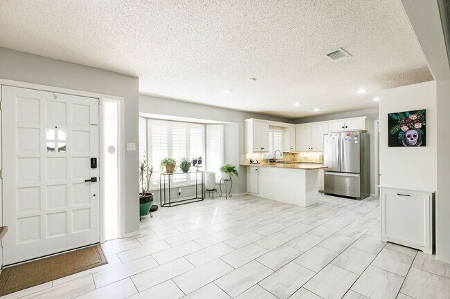 Foto del edificio - Discover Your Oasis: Spacious 3-Bed Lubboc...