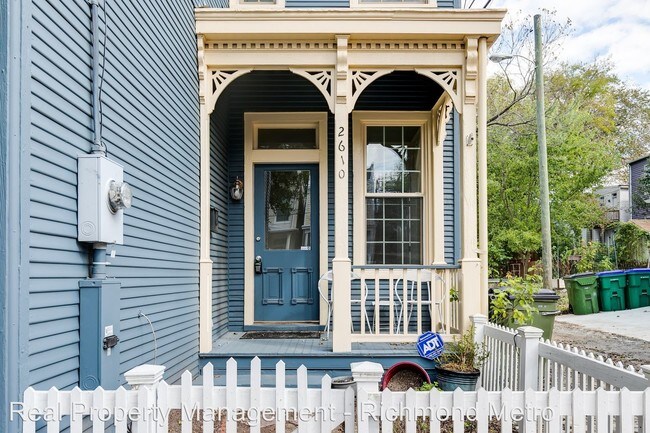 Building Photo - 3 br, 1.5 bath House - 2610 M Street
