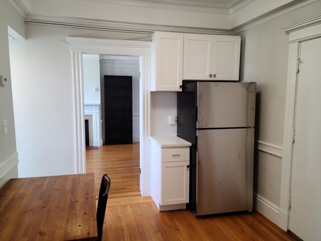 Building Photo - Kenmore Square - Renovated - Roof Deck