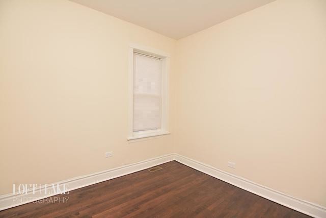 Foto del edificio - 2133 N Springfield Ave