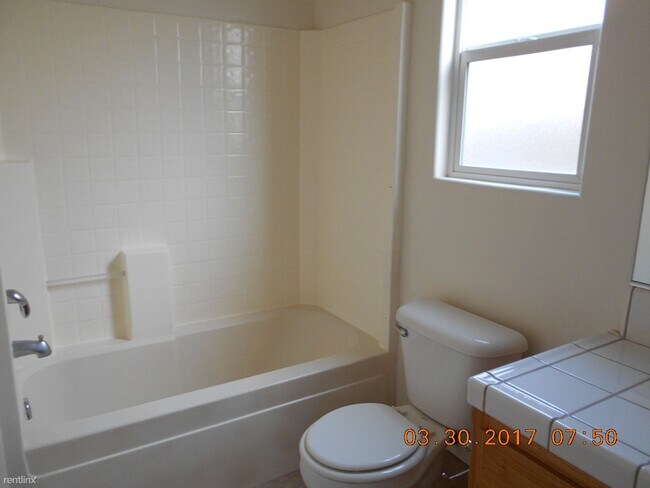 Building Photo - 3 br, 2 bath House - 5301 Rockwell Dr